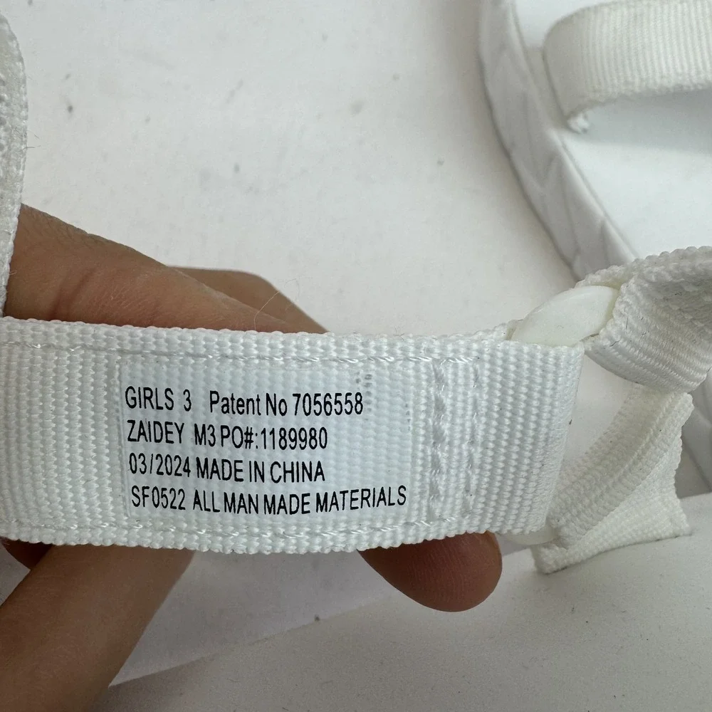 New NWOB Big Kids Dolce Vita Zaidey Strappy Platform White‎ Sandals Size 3 Y
